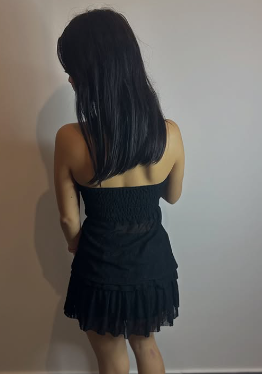 Ensemble noir avec jupe