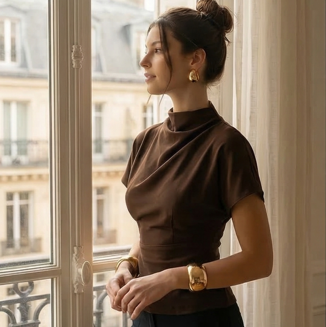 T-shirt élégant marron